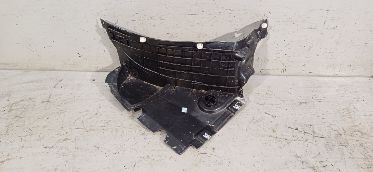 UNUTRASNJI BLATOBRAN AUDI Q5 (FY) > 20 -  80A853888F