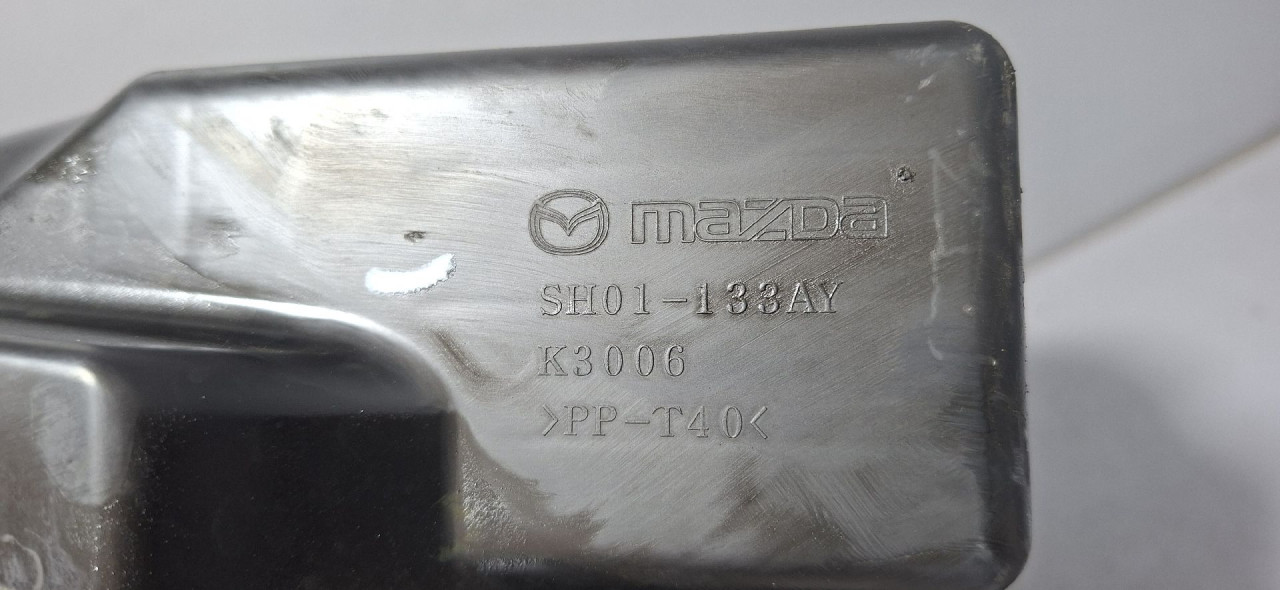 DIJELOVI KUCISTE FILTERA ZRAKA MAZDA 6 > 16-18 SH01133AY