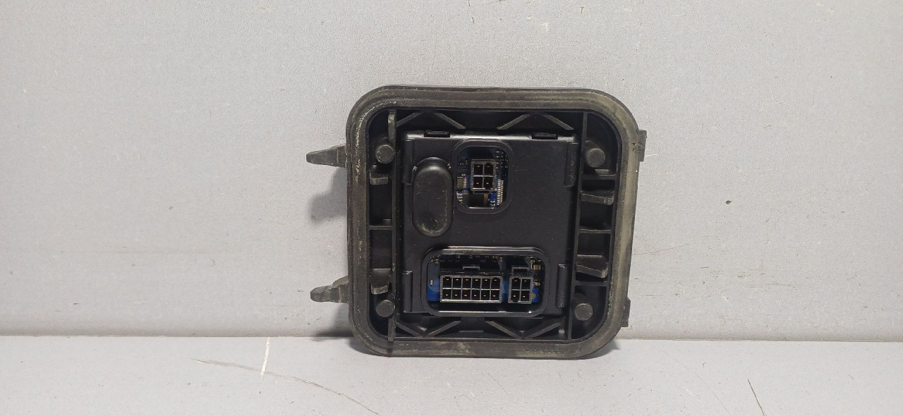 DIJELOVI BALAST FARA AUDI Q5 > 08-11 7L6941329A