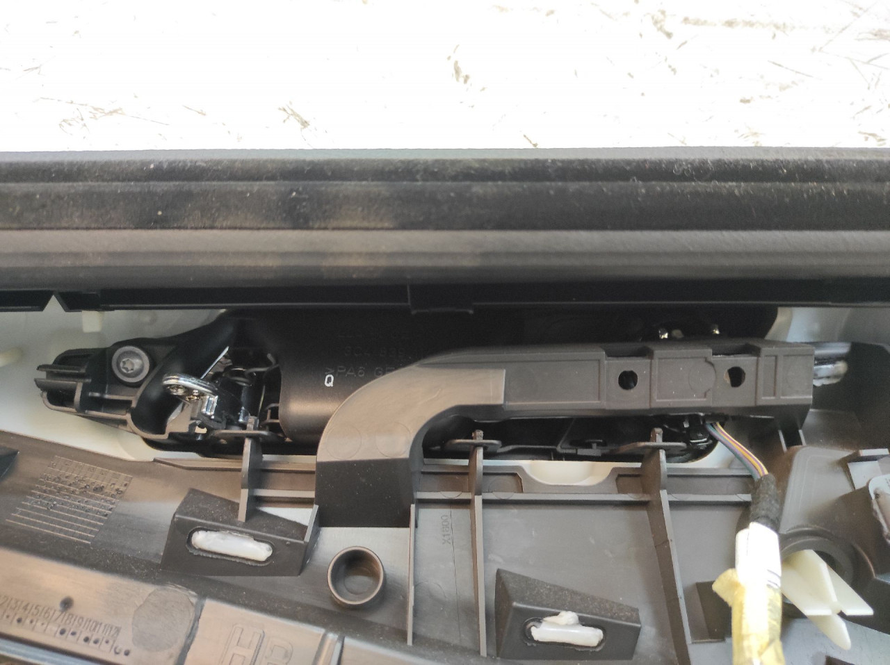 UNUTRASNJA RUCKA VRATA VW PASSAT B7 > 10-14 3C4839114