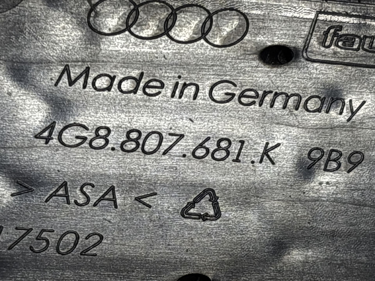RESETKA BRANIKA AUDI A7 > 14 - 18 4G8807681K