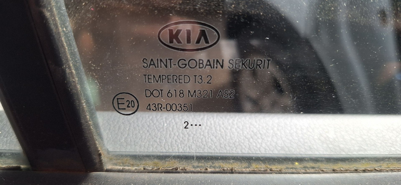 DIJELOVI STAKLO KIA SPORTAGE > 11-15 1.7
