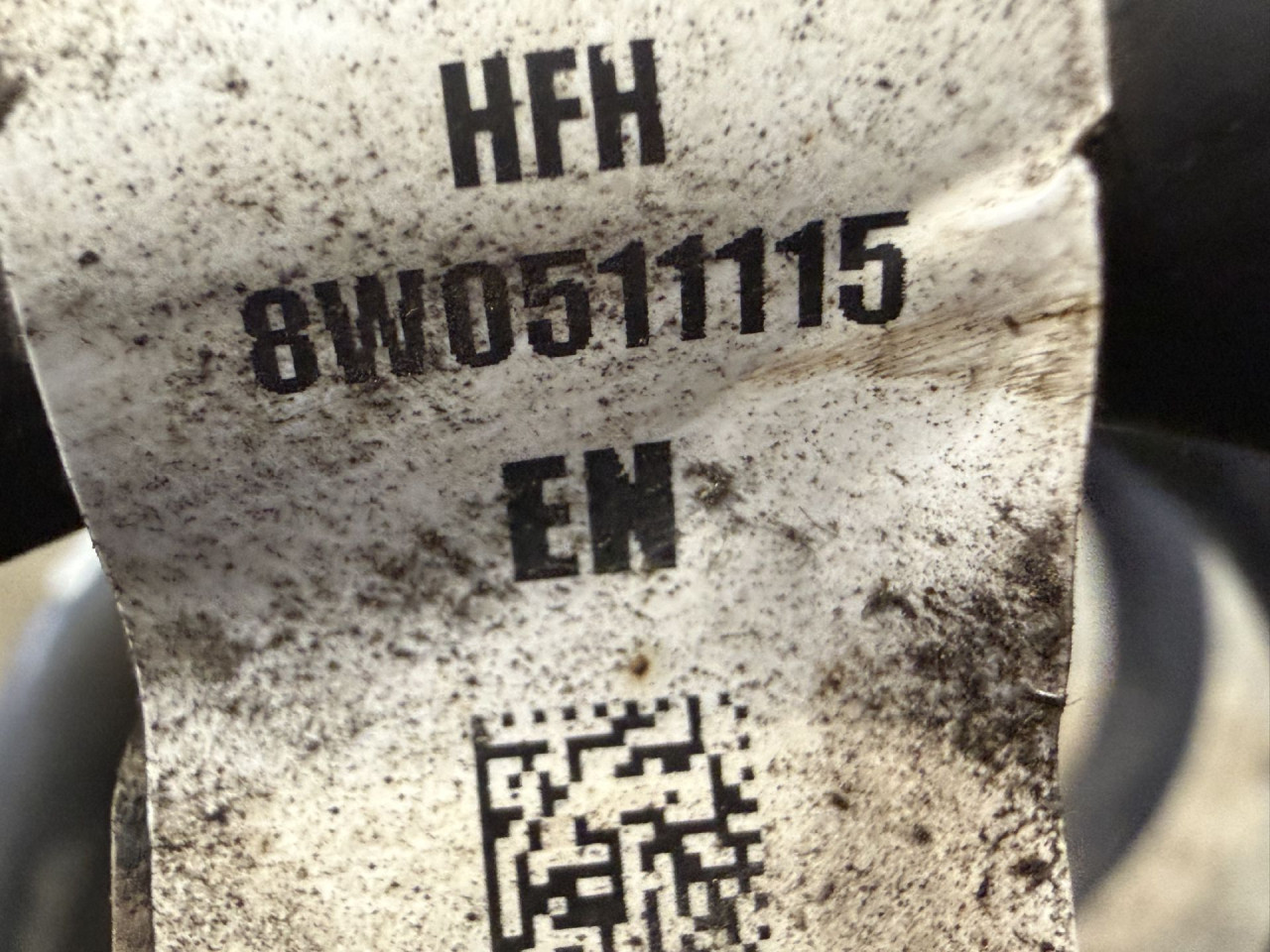 DIJELOVI OPRUGA AMORTIZERA AUDI A4 (B9) > 15-18 2.0 8W0511115EN