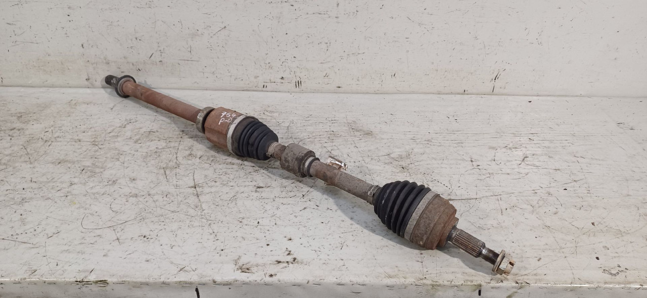 DIJELOVI POLUOSOVINA DACIA DUSTER > 17-