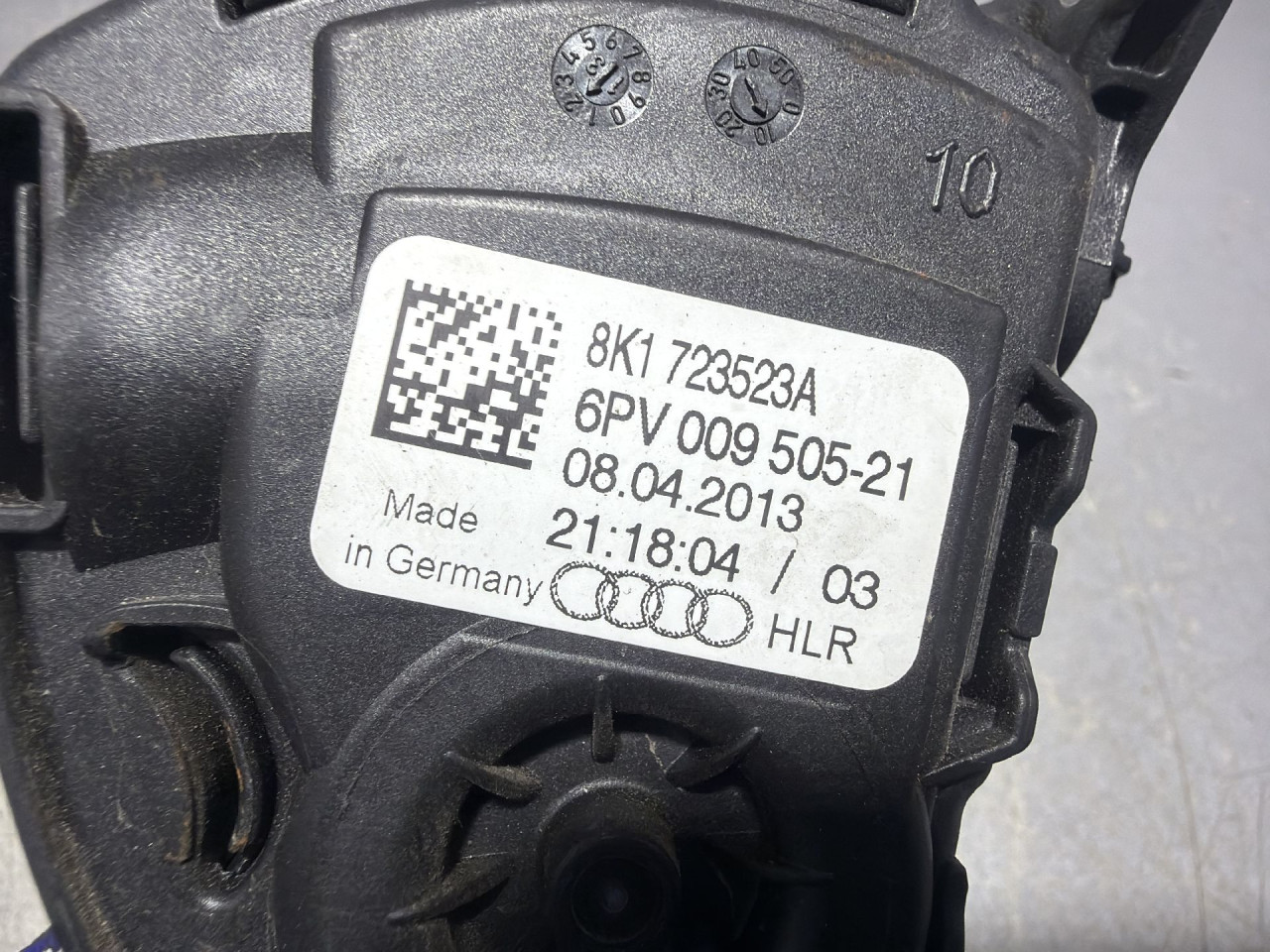 DIJELOVI PAPUCICA GASA AUDI A4 (B8) > 12-15 8K1723523A