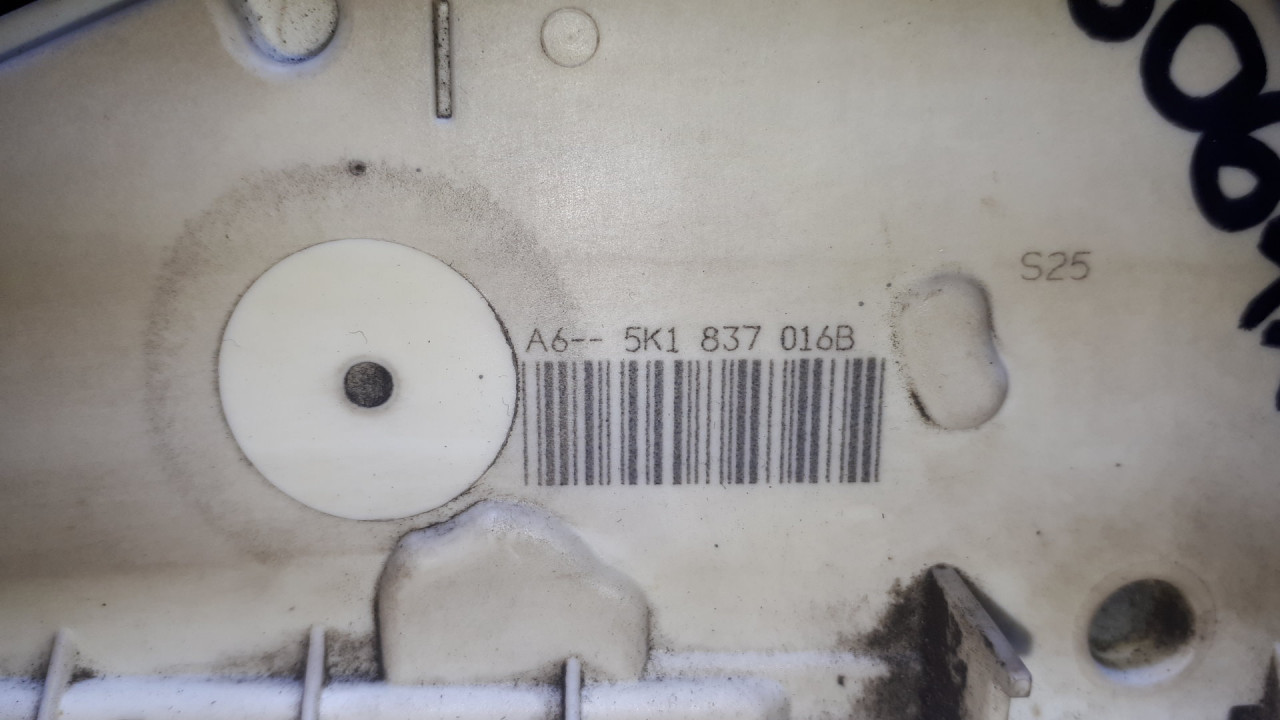 DIJELOVI BRAVA VRATA VW GOLF 6 > 08-12 5K1837016B