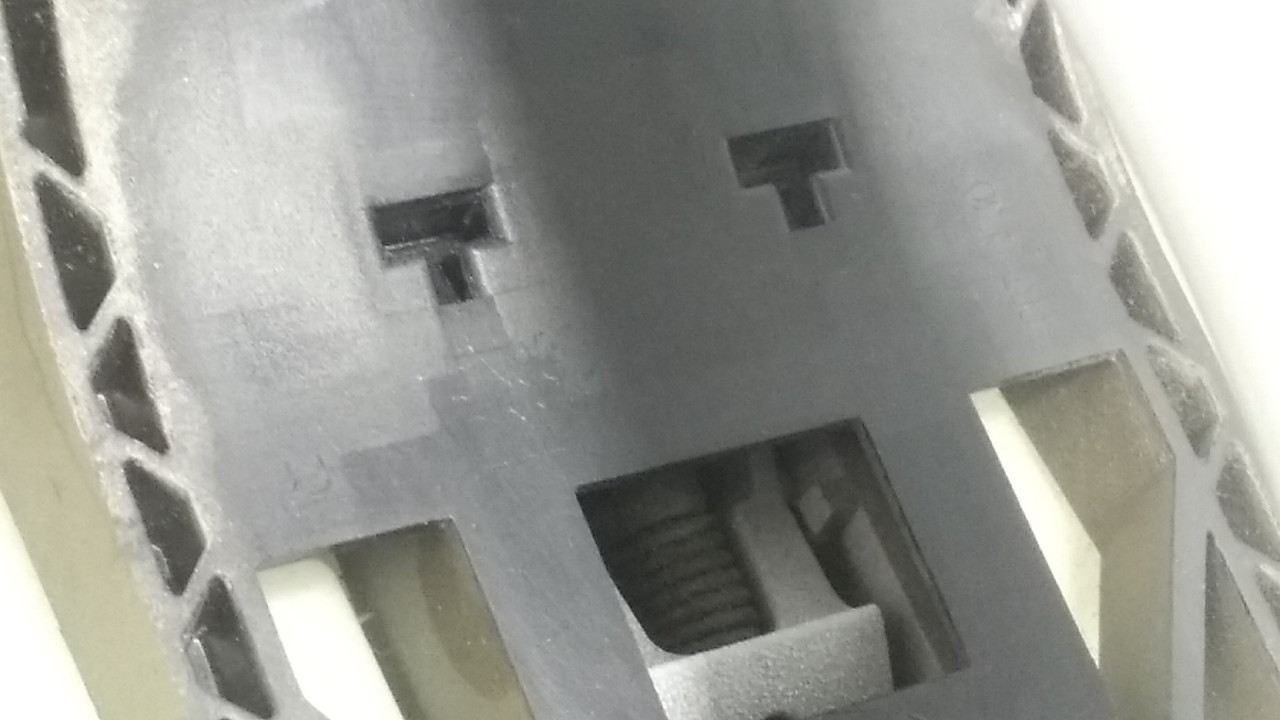 DIJELOVI RUCKA VRATA SKODA FABIA > 10-14 5N0839885