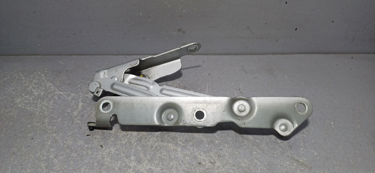 DIJELOVI BAGLAMA GEPEKA VOLVO S80 > 06-10 30799274