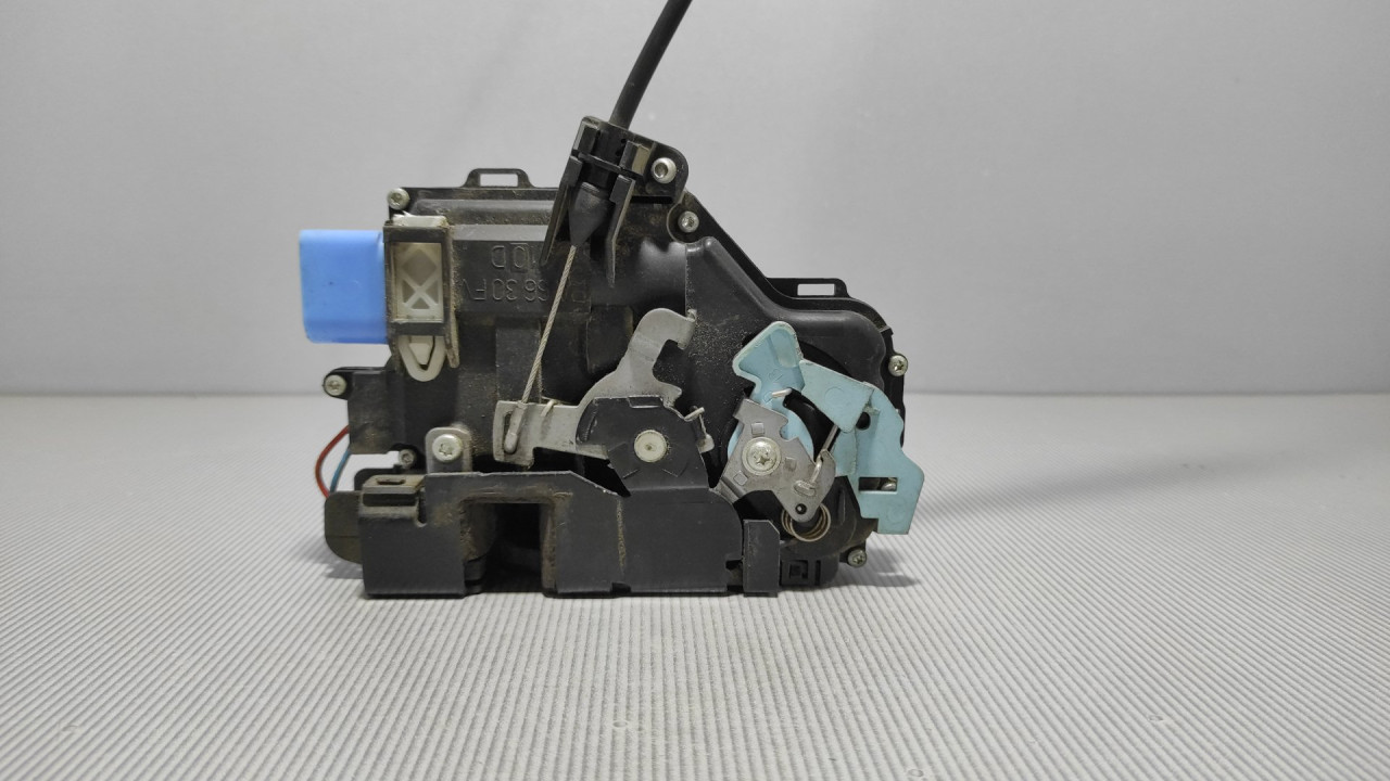DIJELOVI BRAVA VRATA VW CADDY > 10-15 3D2837016AB