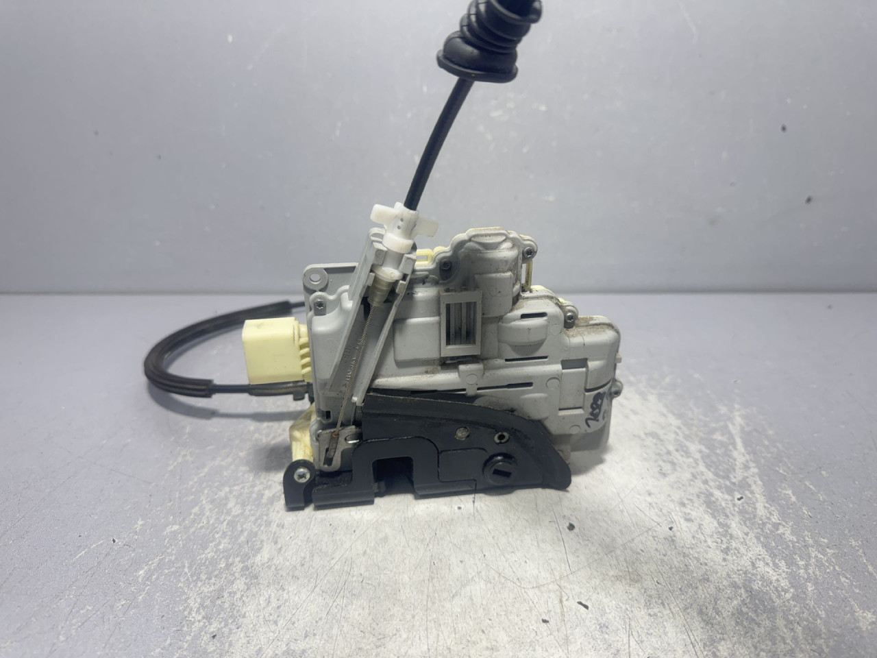 BRAVA VRATA VW PASSAT B6 > 05-10 3C4839016A