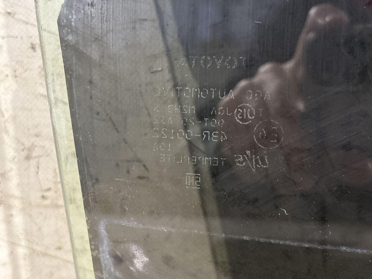 DIJELOVI STAKLO TOYOTA PRIUS > 12-15