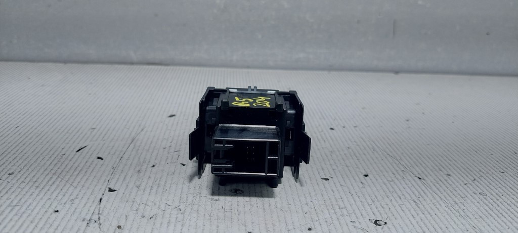 DIJELOVI PREKIDAC SKODA OCTAVIA > 04-08 1Z0941333
