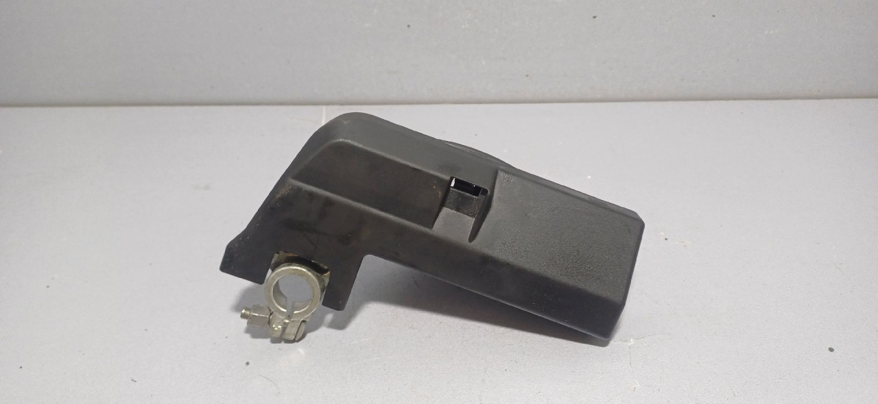 DIJELOVI KLEMA AUDI A7 > 14 - 18 8J0915459