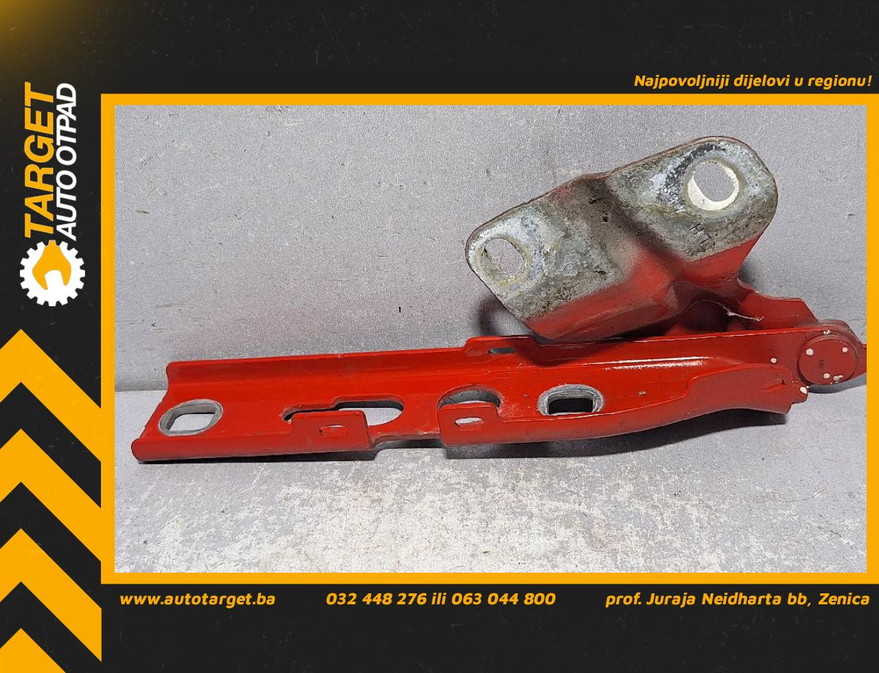 DIJELOVI SKARE OD HAUBE AUDI Q3 > 11-15 2.0 8U0823301