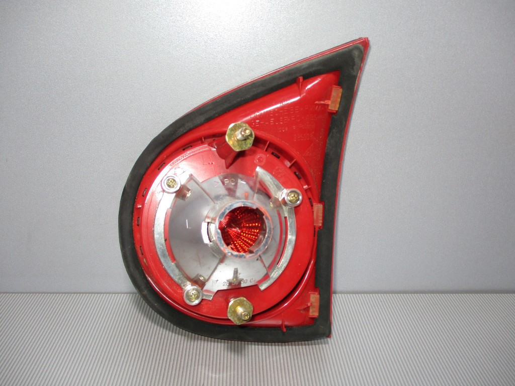 STOP SVJETLO VW GOLF 5 > 03-08 VW036015 1K6945093E