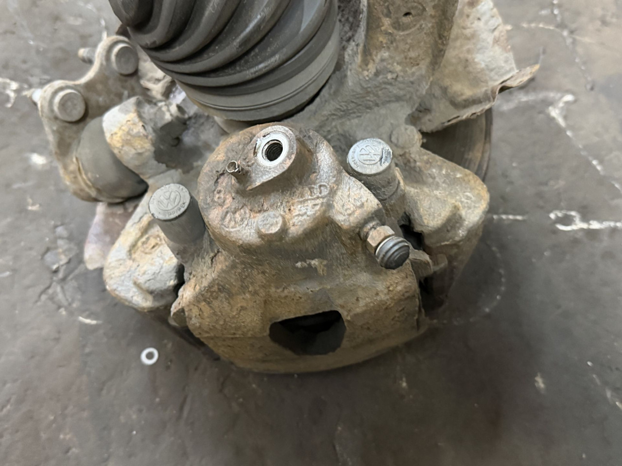 DIJELOVI KOCIONA KLJESTA VW POLO > 09-14 1.2 1K0615123D