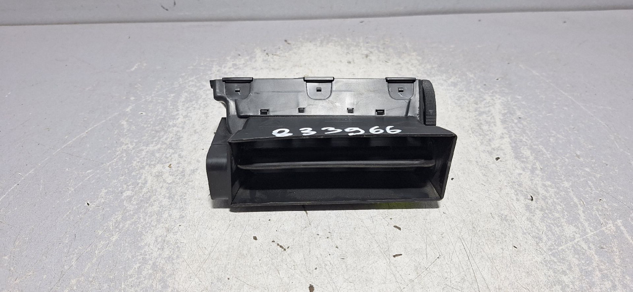 DIJELOVI RESETKA VENTILACIJE CITROEN C5 > 08-10 2.0 9682442377