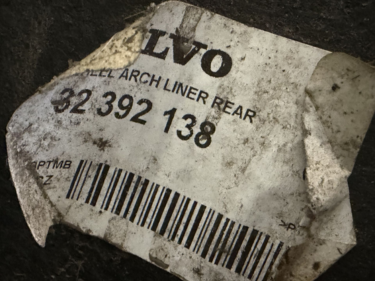 DIJELOVI UNUTRASNJI BLATOBRAN VOLVO XC90 > 19- 2.0 32392138