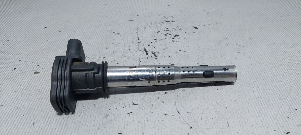 DIJELOVI BOMBINA VW GOLF 5 > 03-08 2.0 07K905715B