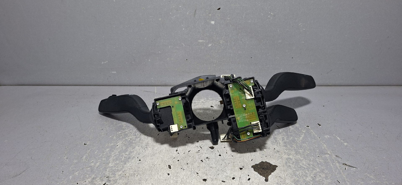 DIJELOVI RUCICE VOLANA AUDI A3 (8V1/8VA) > 12-16 2.0 8V0953521CH