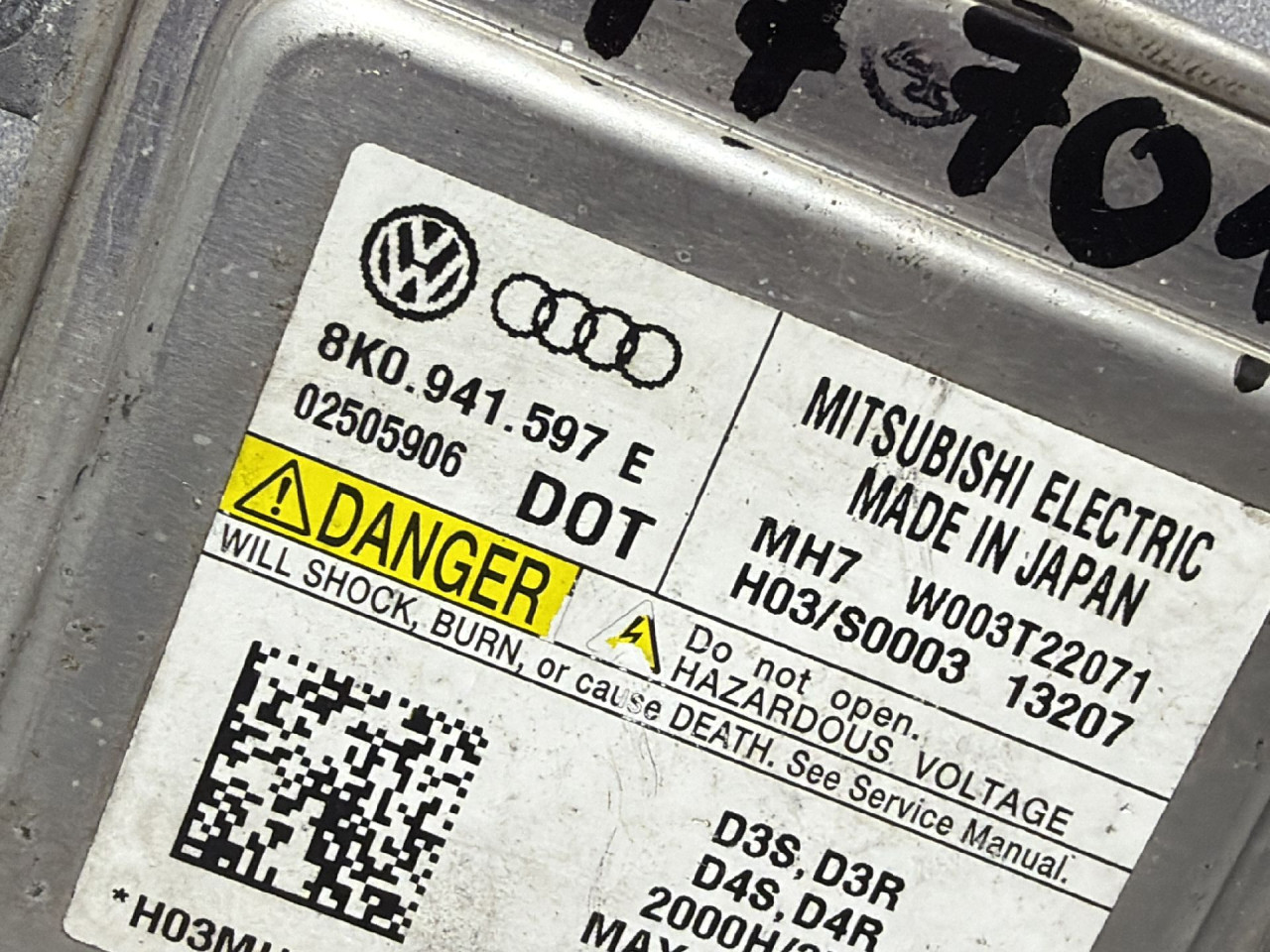 DIJELOVI BALAST FARA AUDI Q3 > 11-15 2.0 8K0941597E