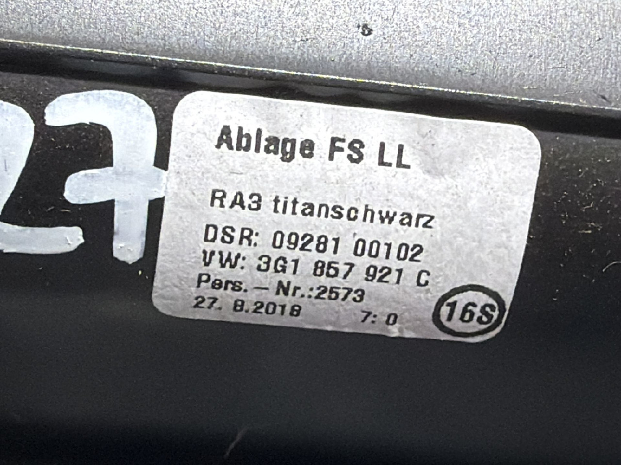 DIJELOVI PLASTIKA VW PASSAT B8 > 14-19 2.0 3G1857921C