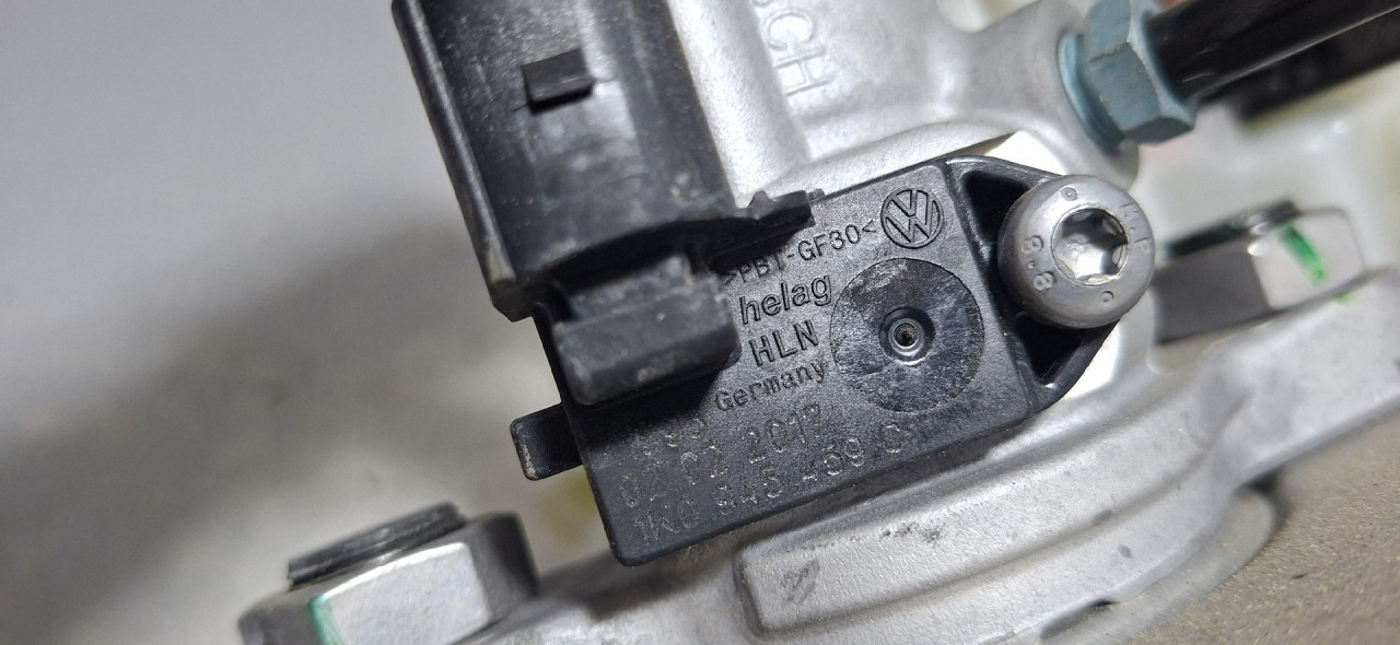 DIJELOVI SENZOR AUDI Q5 (FY) > 17 - 20  3.0 1K0945459C