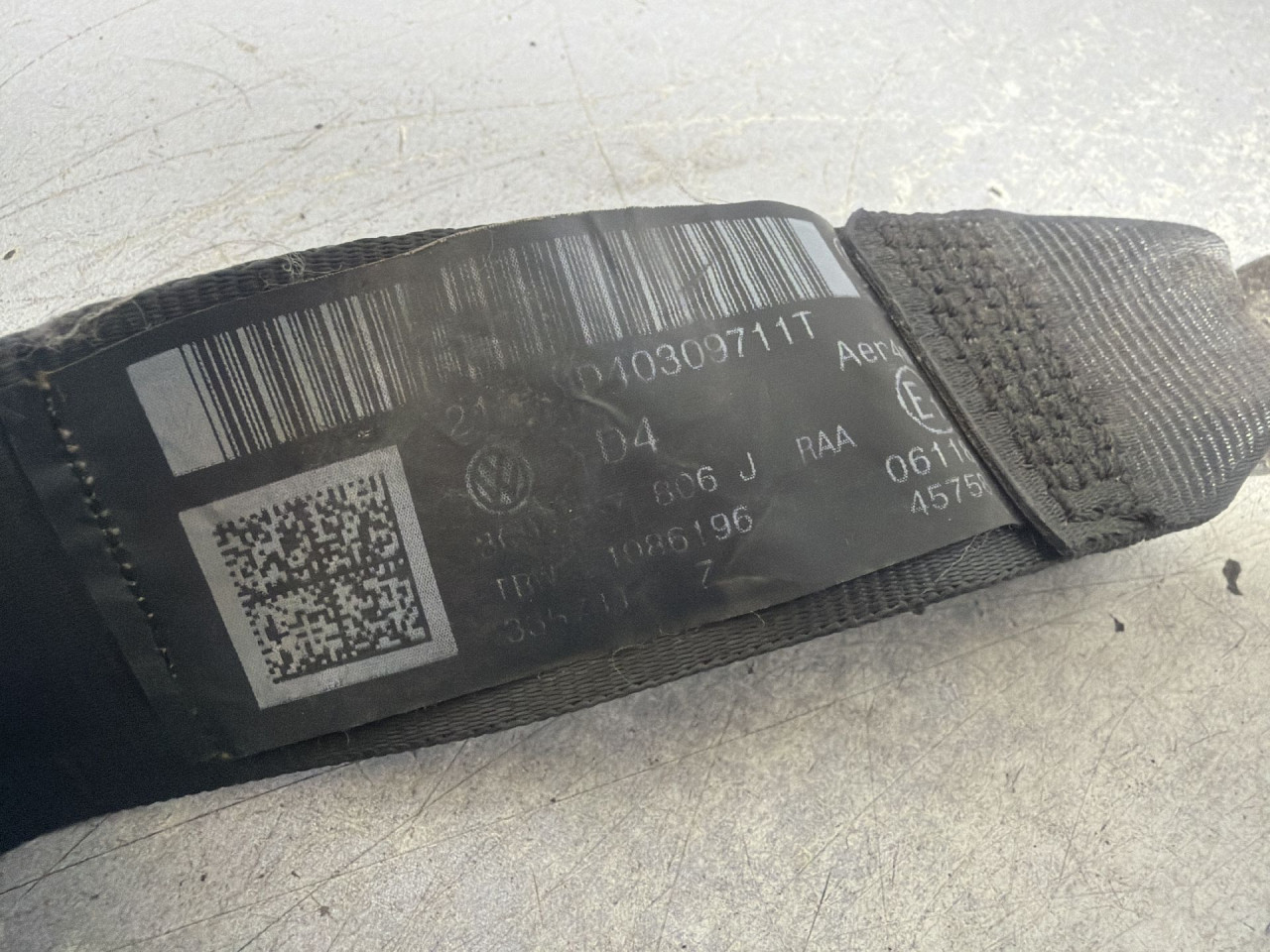 DIJELOVI POJAS VW PASSAT B7 > 10-14 1.6 3C9857806J