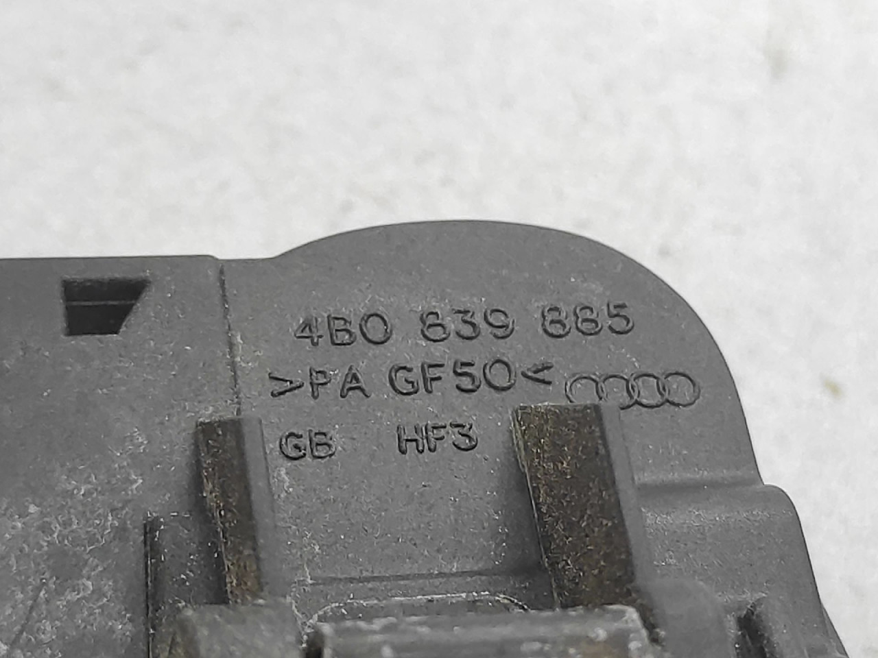 RUCKA VRATA AUDI A4 (B7) > 04-07 4B0839885