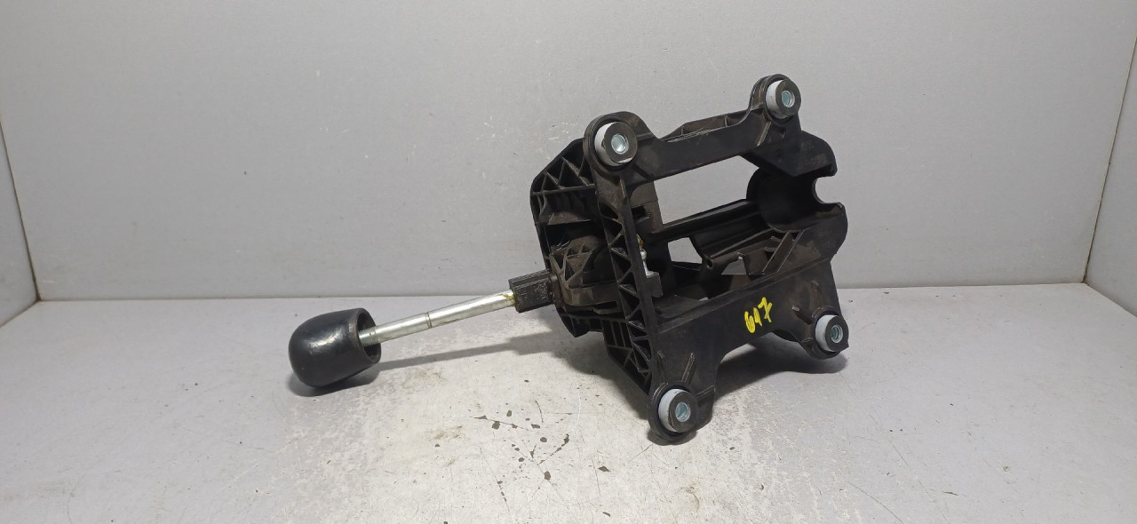 DIJELOVI SALTEBLA FORD KUGA > 08-12 AV4R7C453NC