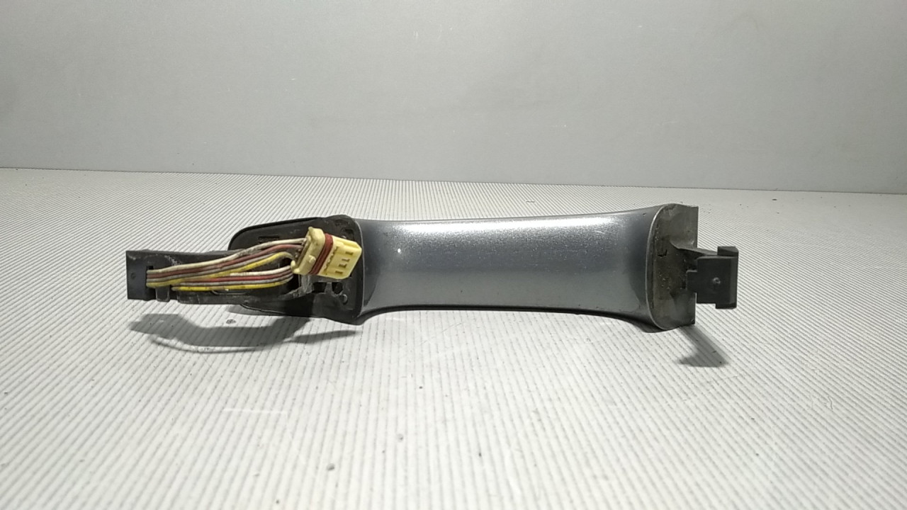 DIJELOVI RUCKA VRATA JAGUAR XF > 08-11 30753786