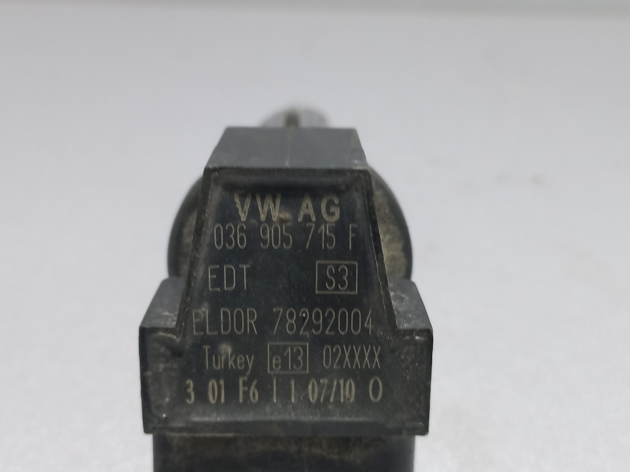 DIJELOVI BOMBINA VW PASSAT B6 > 05-10 036905715F
