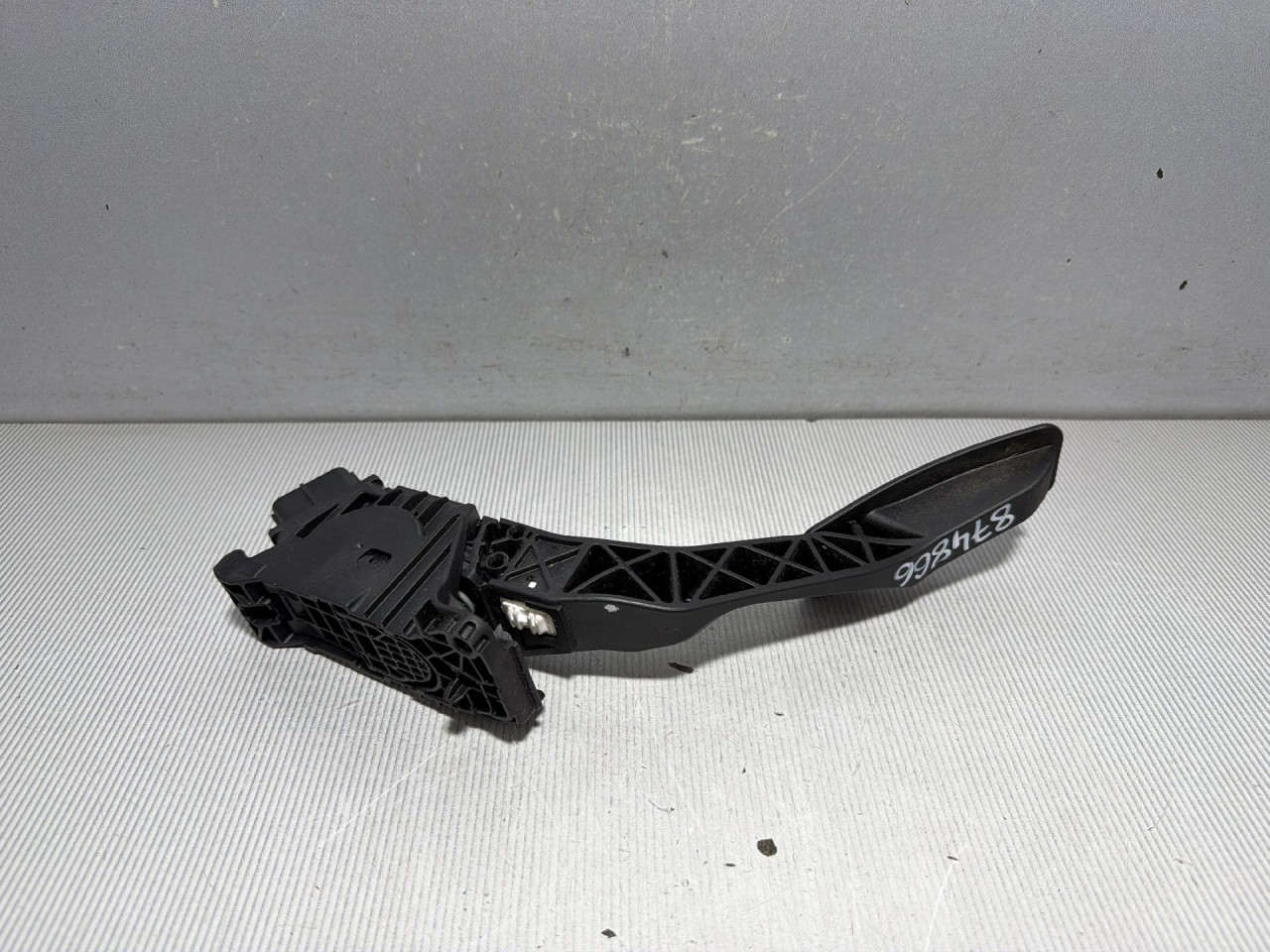 DIJELOVI PAPUCICA GASA VW GOLF 7 > 12-16 2.0 5Q2723503D