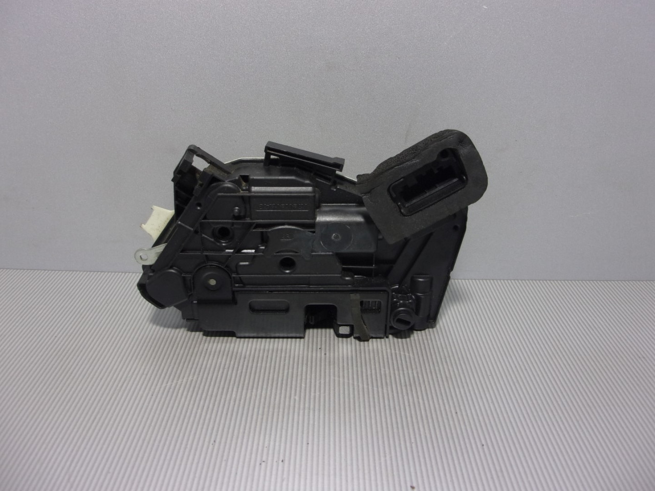 DIJELOVI BRAVA VRATA VW GOLF 7 > 12-16 5K4839016Q