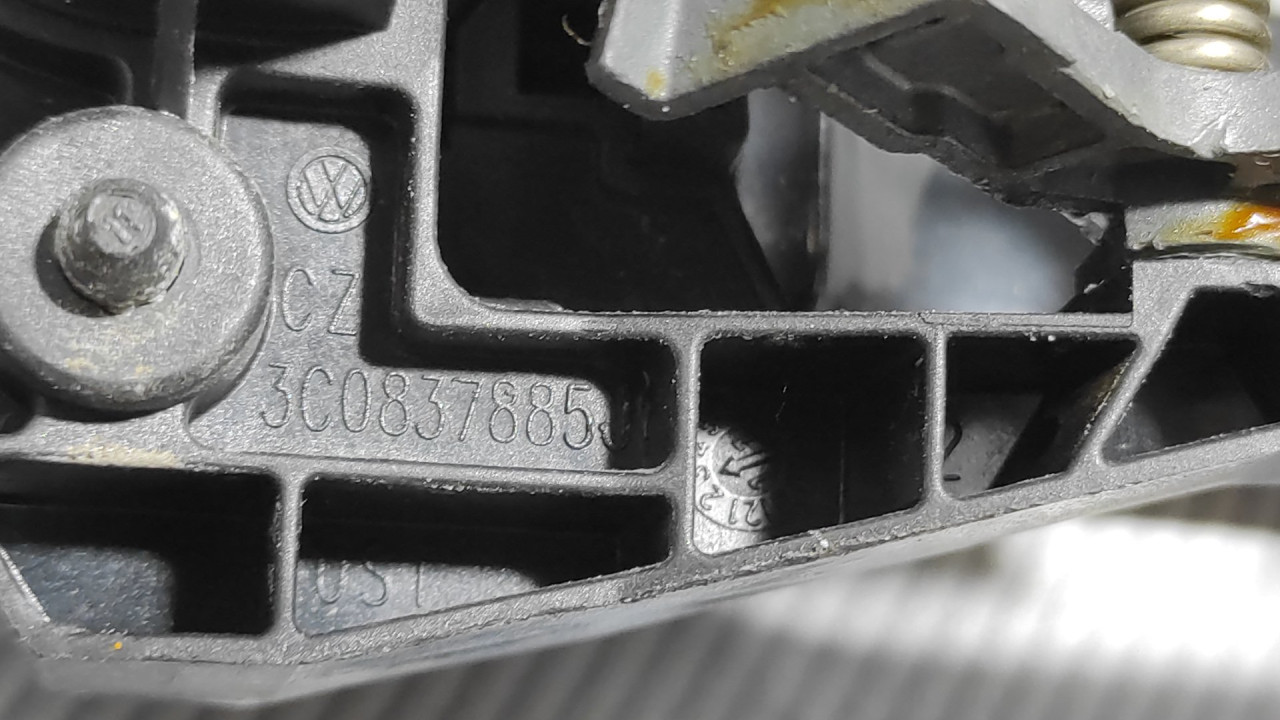 RUCKA VRATA VW PASSAT B7 > 10-14 3C0837885J