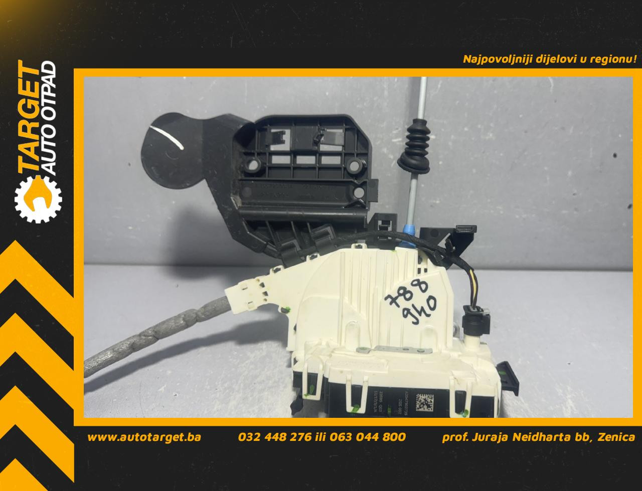 DIJELOVI BRAVA VRATA MERCEDES ML (W166) > 11-15 3.5 A2047302735
