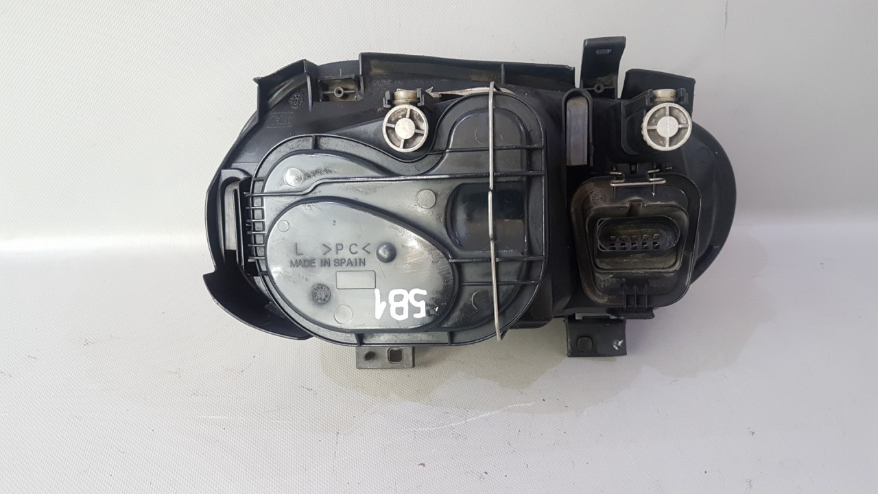 DIJELOVI FAR VW GOLF 4 > 97-03 VW034014 1J19410150