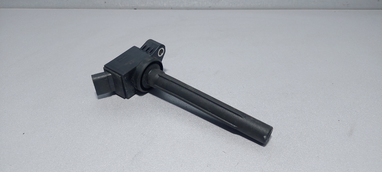 DIJELOVI BOMBINA TOYOTA AURIS > 15-18 9091902271