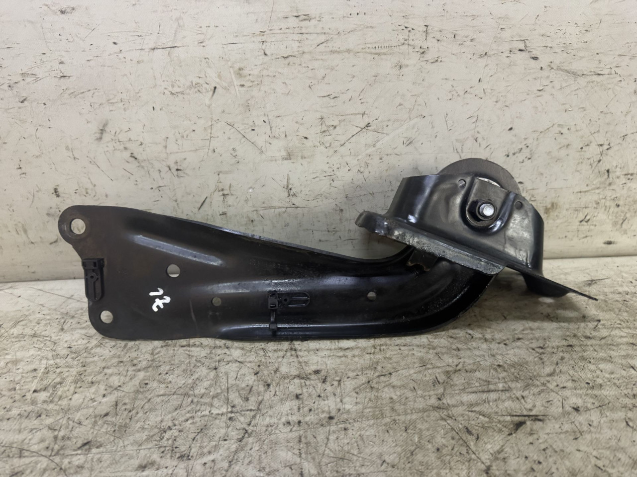 DIJELOVI LAFETA VW GOLF 8 > 19- 5Q0505225C