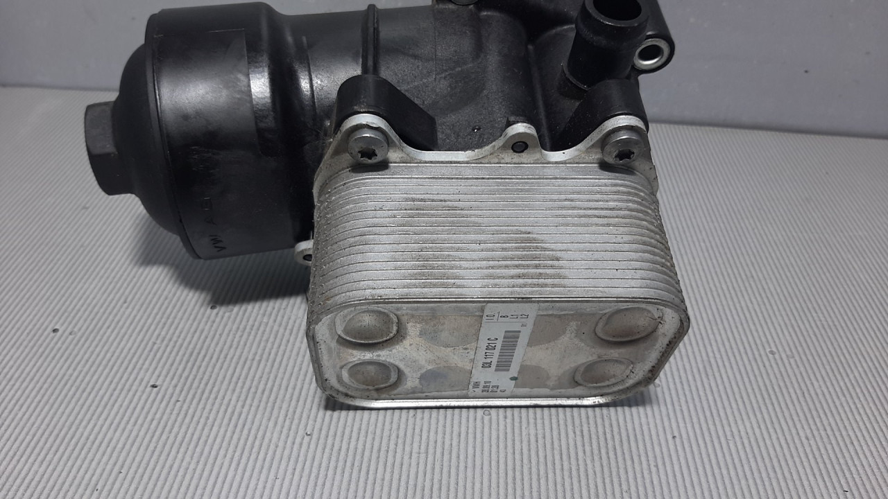 HLADNJAK ULJA VW PASSAT B7 > 10-14 03L117021C