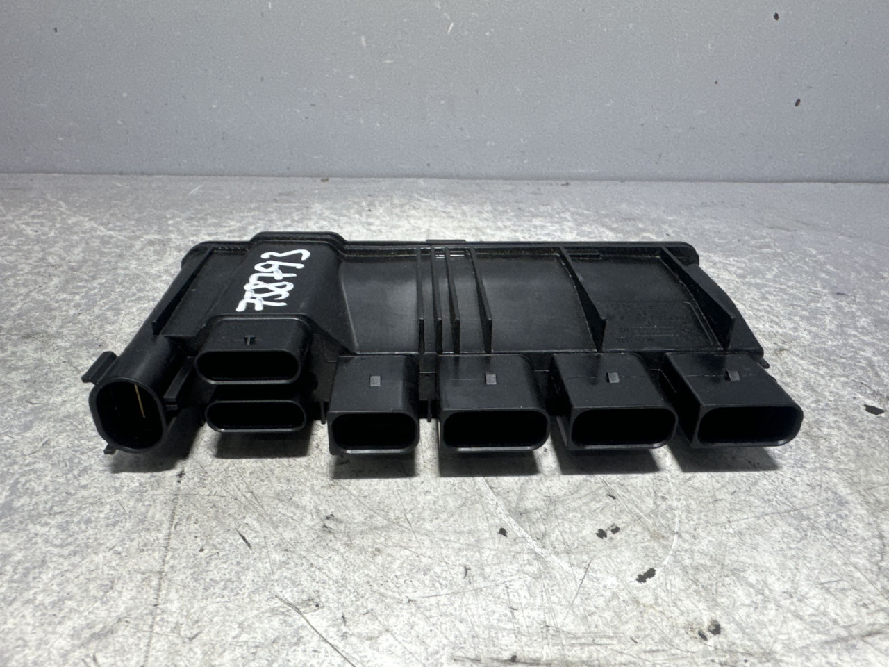 ELEKTRONIKA MODUL BMW SERIJA 3 (G20) > 18- 9470044