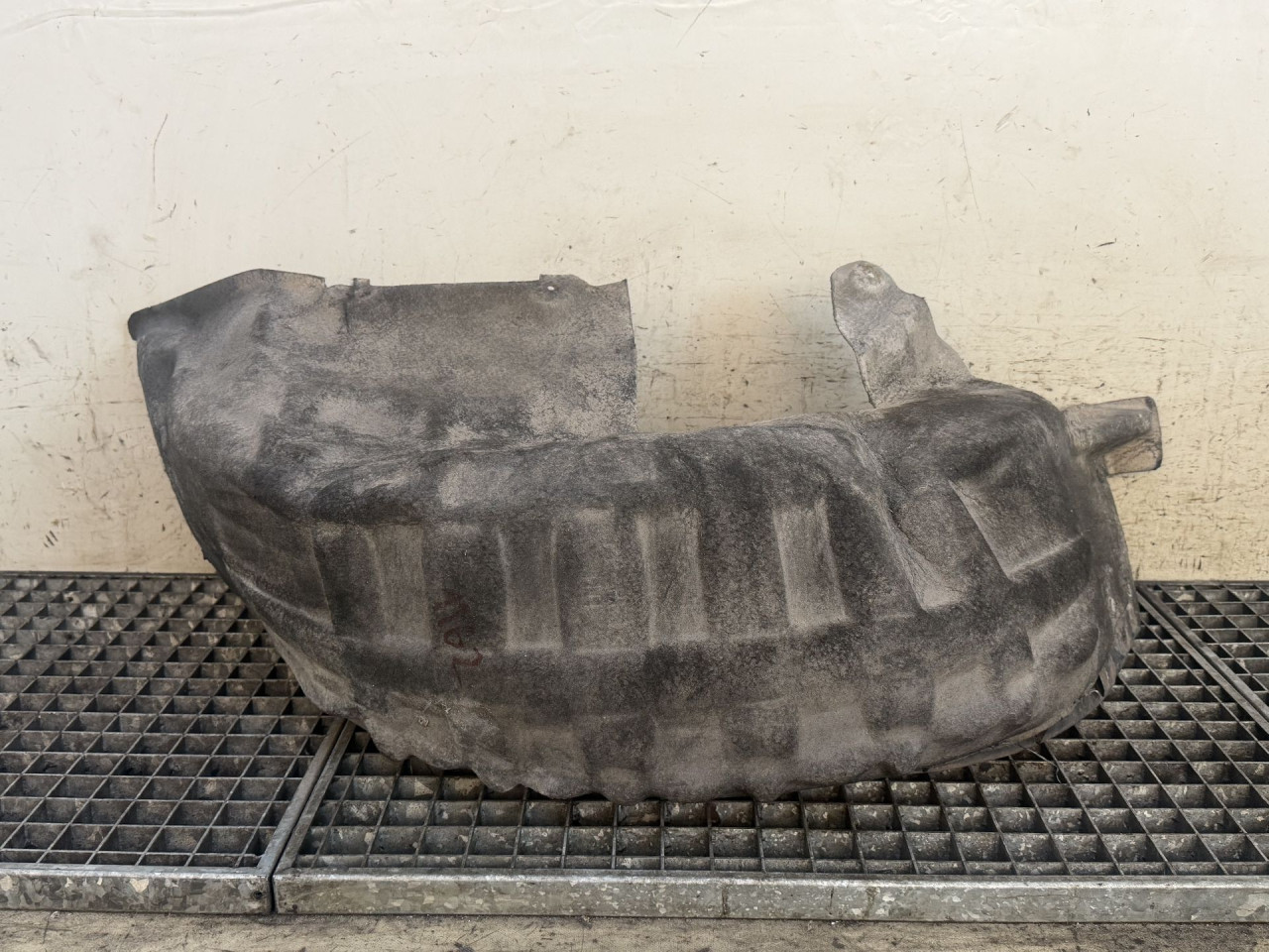 DIJELOVI UNUTRASNJI BLATOBRAN VOLVO S60/V60 > 10-13 31425491