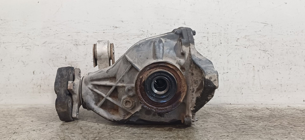 DIFERENCIJAL MERCEDES C KLASA (W204/S204) > 10-11 A2043
