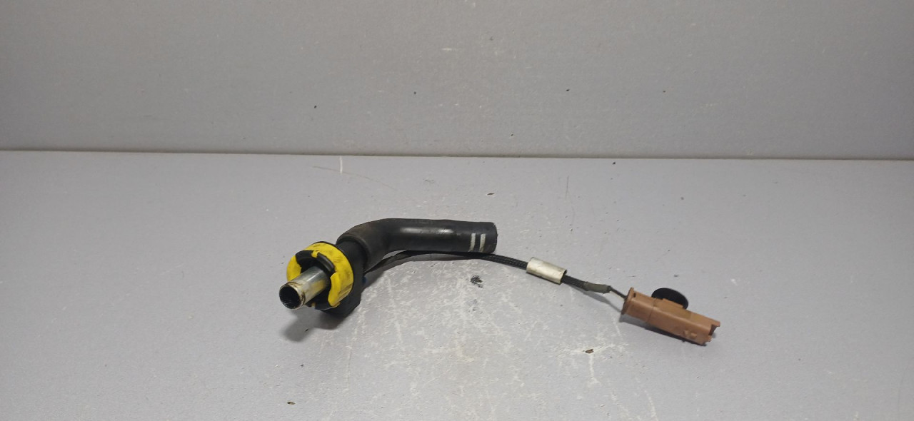 DIJELOVI SENZOR FIAT 500L > 12-17