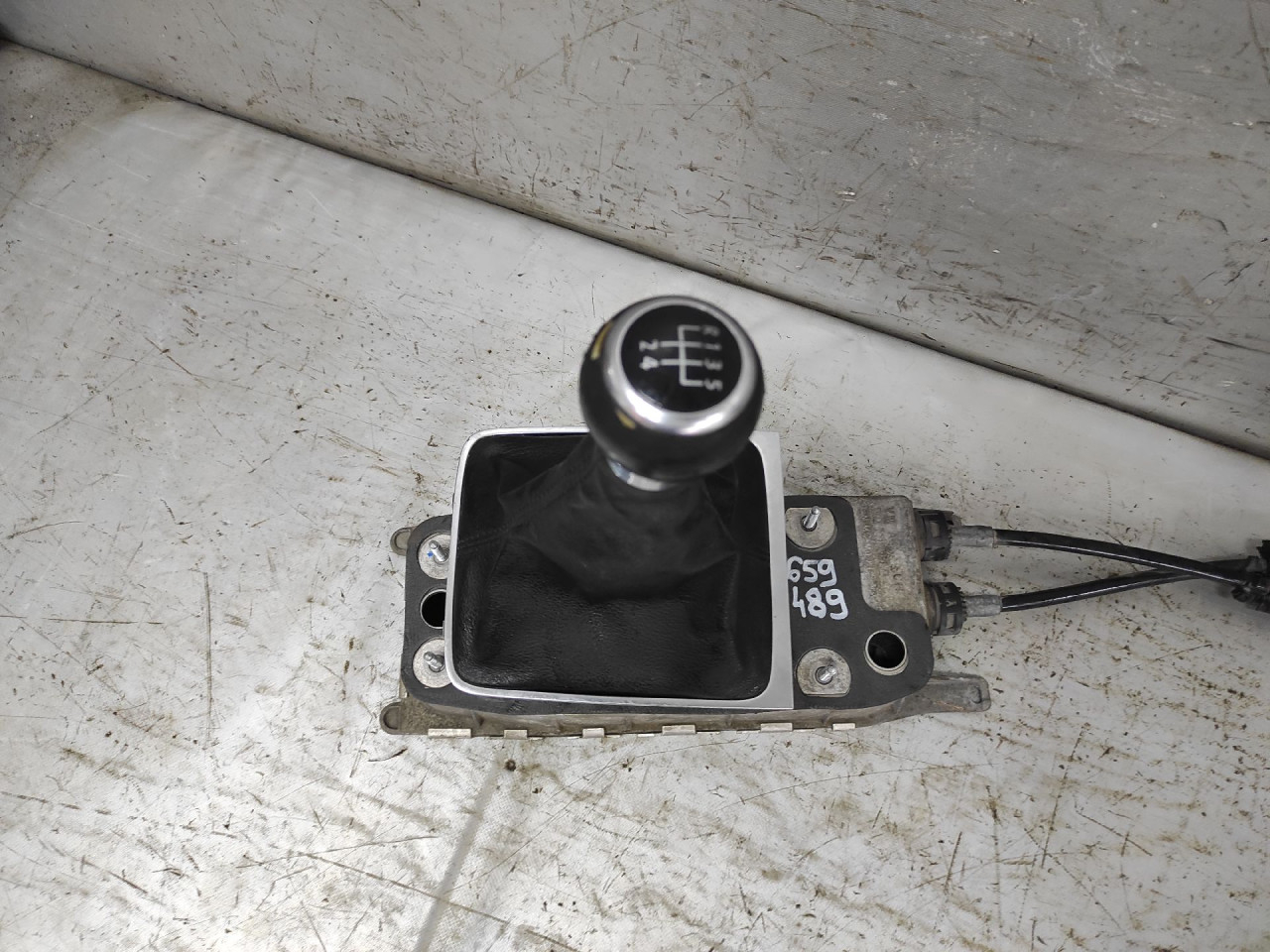 DIJELOVI SALTEBLA VW PASSAT B6 > 05-10 3C0711049AE
