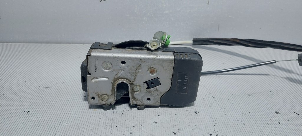 DIJELOVI BRAVA VRATA OPEL ZAFIRA > 99-05 24444015