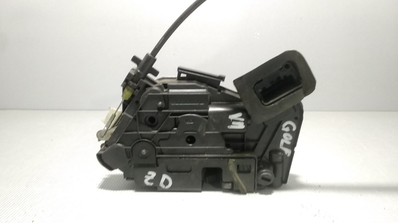 DIJELOVI BRAVA VRATA VW GOLF 7 > 12-16 5K4839016Q