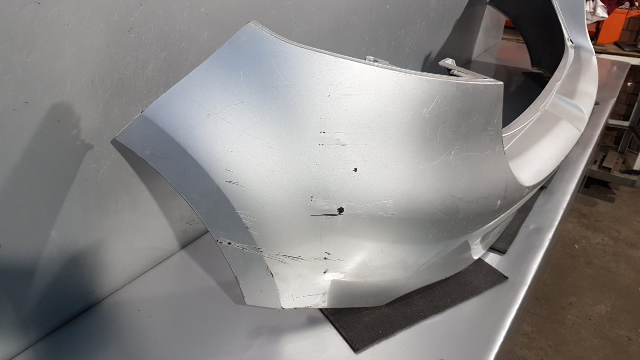 DIJELOVI BRANIK RENAULT MEGANE > 08-12 850220009R