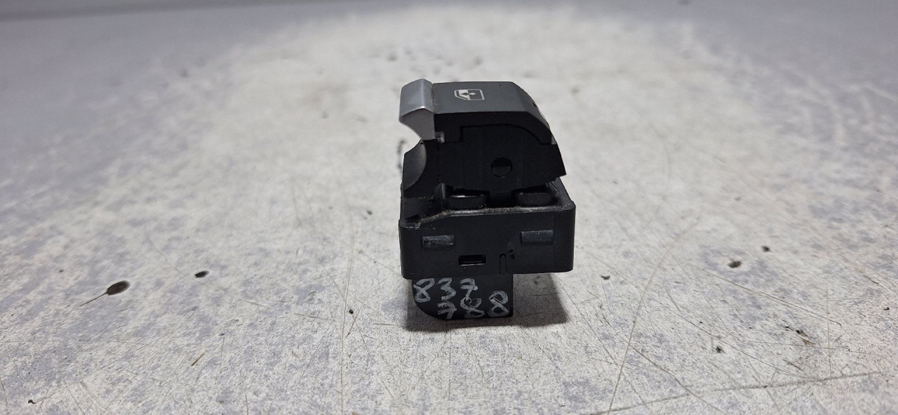 DIJELOVI PREKIDACI PROZORA AUDI Q5 (FY) > 17 - 20  4M0959855