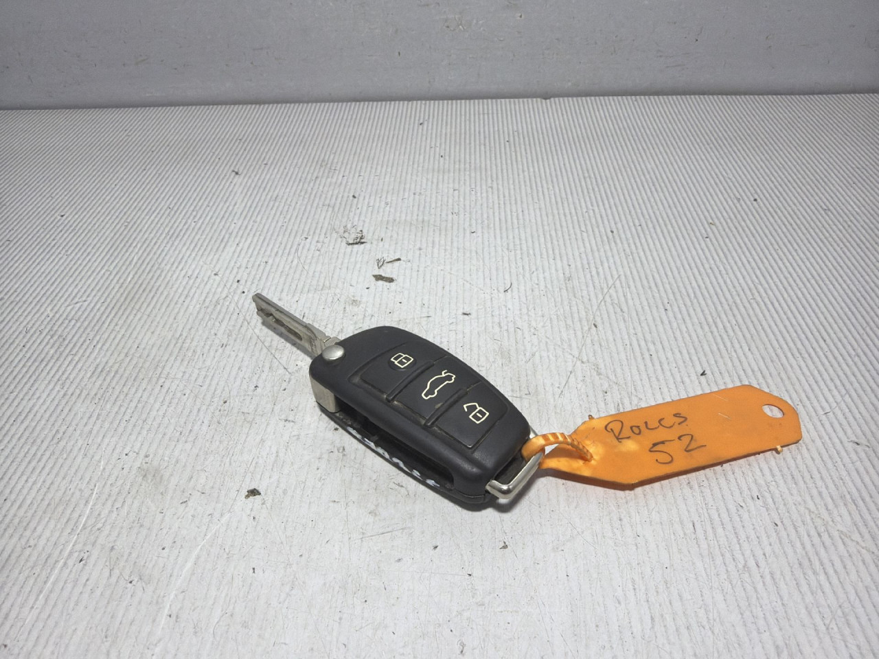 DIJELOVI KLJUC AUDI A3 (8VF/8VK) > 16-20 1.6 8V0837220